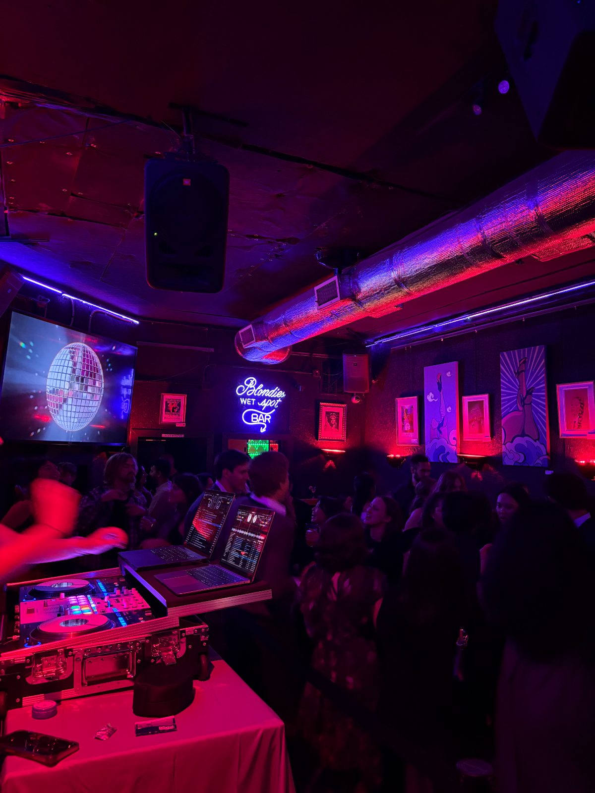 Friday DJs